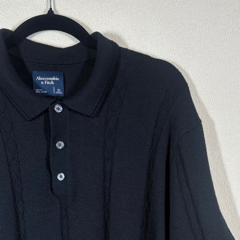 Abercrombie & Fitch Mens XL Black Merino Wool Blend Cable Knit Polo Sweater